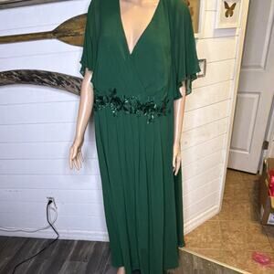 Green Mother of the Bride Dress with Floral Waist Embellishments